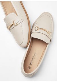 bonprix - Loafersy ze sprzączką. Zapięcie: bez zapięcia, sprzączka. Kolor: beżowy. Styl: elegancki #2