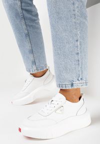 Born2be - Białe Sneakersy ze Skóry Naturalnej na Platformie Rilafi. Zapięcie: klamry. Kolor: biały. Materiał: skóra. Obcas: na platformie #2