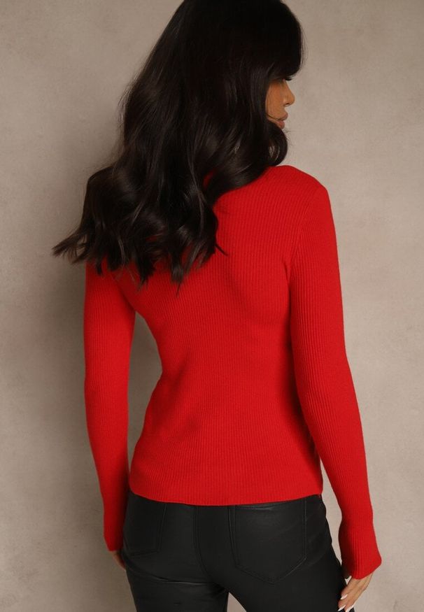 Renee - Czerwony Sweter z Bawełną z Prążkowanej Dzianiny Reisaria. Okazja: na co dzień. Kolor: czerwony. Materiał: dzianina, bawełna, prążkowany. Styl: casual, klasyczny