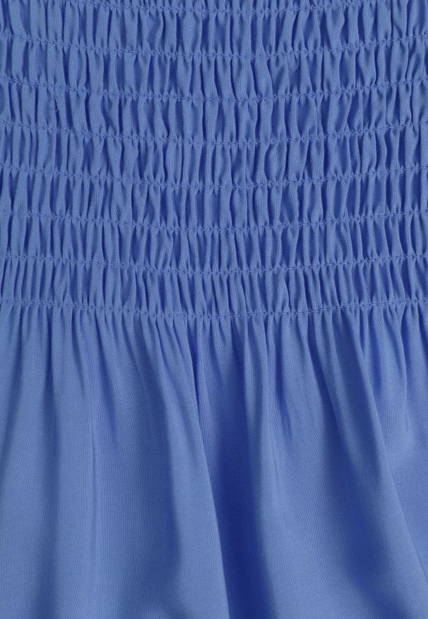 Renee - Niebieska Bawełniana Sukienka na Ramiączkach z Gumką w Pasie o Rozkloszowanym Kroju Holfea. Okazja: do pracy, na co dzień, na spacer. Kolor: niebieski. Materiał: bawełna. Długość rękawa: na ramiączkach. Sezon: lato. Typ sukienki: proste, rozkloszowane. Styl: elegancki, klasyczny, casual