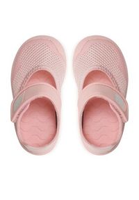New Balance Sandały IO208SA2 Różowy. Kolor: różowy. Materiał: materiał #3