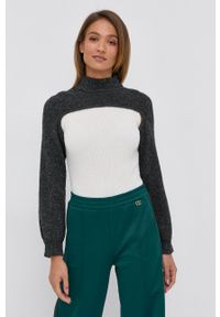 TwinSet - Twinset Sweter wełniany damski kolor kremowy z golfem. Typ kołnierza: golf. Kolor: beżowy. Materiał: wełna