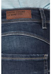 United Colors of Benetton jeansy Liv damskie medium waist. Kolor: niebieski #2