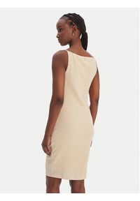 Guess Sukienka koktajlowa W6GKA1 K3488 Beżowy Slim Fit. Kolor: beżowy. Materiał: syntetyk. Styl: wizytowy #2