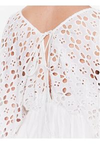 Iconique Sukienka letnia IC23 019 Biały Regular Fit. Kolor: biały. Materiał: bawełna. Sezon: lato