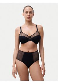 Chantelle Figi klasyczne z wysokim stanem Norah Chic C16M80 Czarny. Stan: podwyższony. Kolor: czarny. Materiał: syntetyk