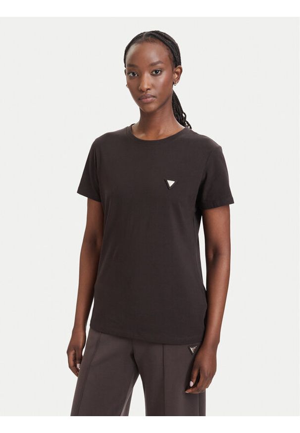Guess T-Shirt V4YI09 J1314 Brązowy ciemny Regular Fit. Kolor: brązowy. Materiał: bawełna