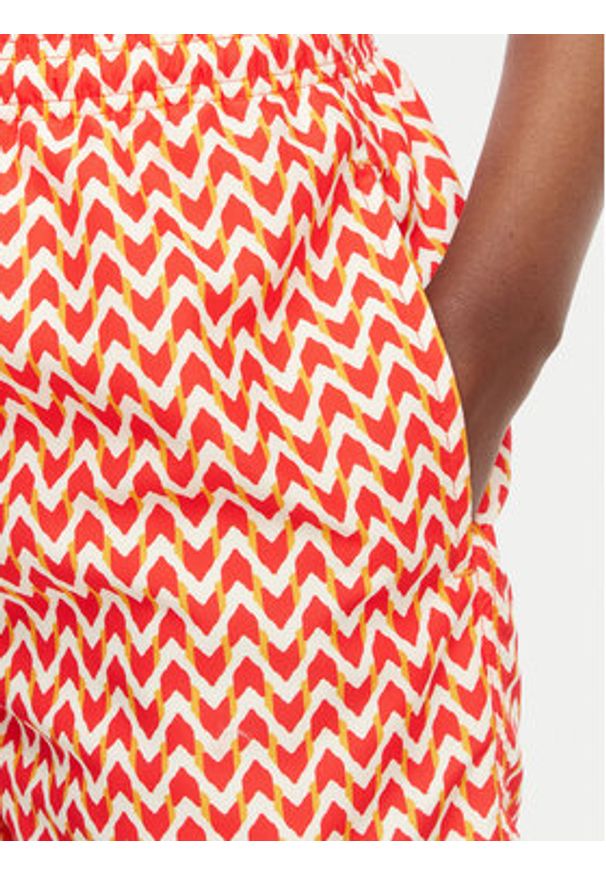 YSABEL MORA - Ysabel Mora Szorty kąpielowe 90397 Czerwony jasny Regular Fit. Kolor: czerwony. Materiał: syntetyk