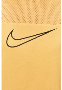 Nike Sportswear - Sukienka. Okazja: na co dzień. Kolor: żółty. Materiał: bawełna, dzianina. Długość rękawa: krótki rękaw. Wzór: nadruk. Typ sukienki: proste. Styl: casual. Długość: mini #3