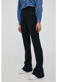 Tommy Jeans spodnie DW0DW11884.PPYY damskie kolor czarny gładkie. Stan: podwyższony. Kolor: czarny. Materiał: materiał, dzianina, wiskoza. Wzór: gładki #2