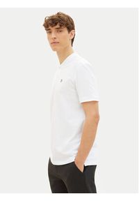Tom Tailor Denim Polo 1041183 Biały Regular Fit. Typ kołnierza: polo. Kolor: biały. Materiał: bawełna #5