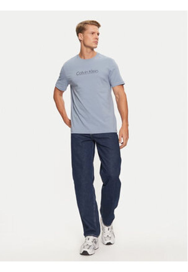 Calvin Klein T-Shirt K10K113587 Niebieski Regular Fit. Kolor: niebieski. Materiał: bawełna