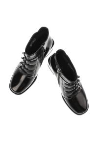 Czarne Botki Lakierowane Filippo Eleganckie Buty Damskie. Okazja: na co dzień. Kolor: czarny. Materiał: lakier. Sezon: jesień. Obcas: na obcasie. Styl: elegancki. Wysokość obcasa: średni #7