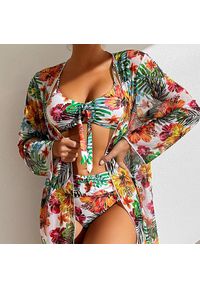 Intica - Bikini z narzutką na plażę z kwiecistym wzorem Olesya. Kolor: zielony. Materiał: materiał. Wzór: aplikacja #2
