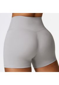 Intica - Krótkie legginsy sportowe z wysokim stanem i oddychającym materiałem Betsi. Stan: podwyższony. Kolor: szary. Materiał: materiał. Długość: krótkie. Sport: fitness