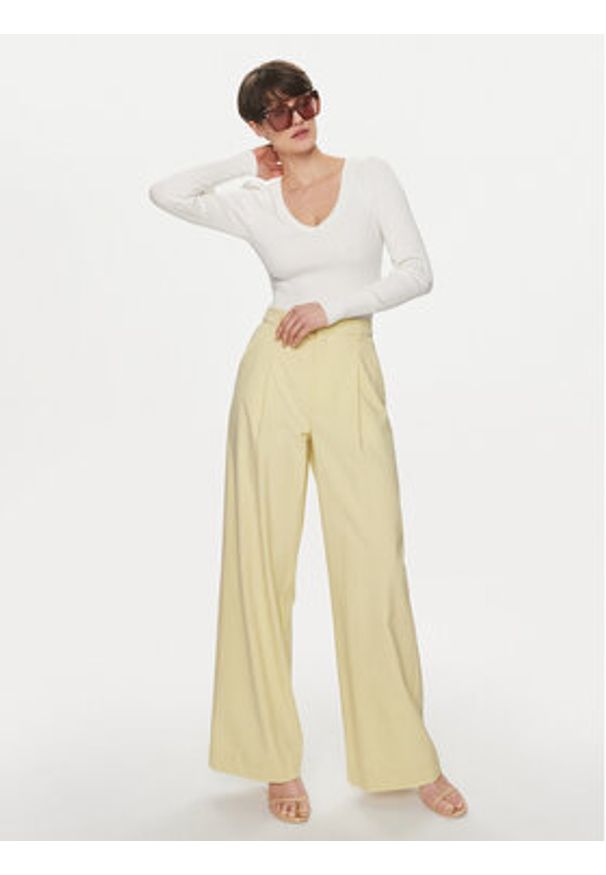 Morgan Sweter 241-MCORDE Écru Slim Fit. Materiał: wiskoza