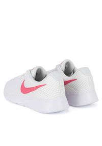 Nike Sneakersy DJ6257-105 Biały. Kolor: biały