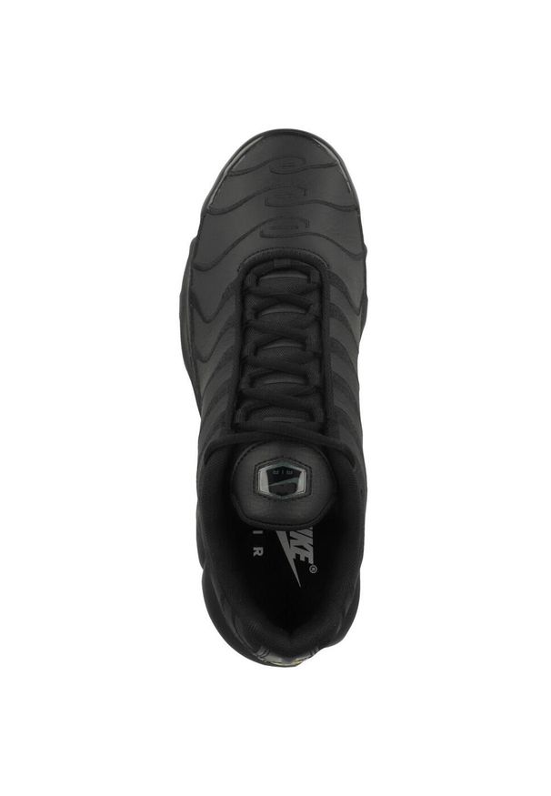 Buty do chodzenia męskie Nike Air Max Plus. Kolor: czarny. Materiał: materiał, skóra. Szerokość cholewki: normalna. Model: Nike Air Max. Sport: turystyka piesza