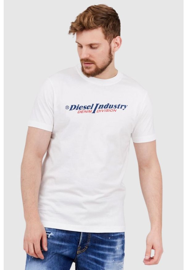 Diesel - DIESEL Biały t-shirt męski z granatowym logo, Rozmiar L. Kolor: biały. Materiał: prążkowany