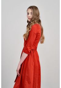 Marie Zélie - Sukienka Melia bawełna z elastanem czerwień. Typ kołnierza: kokarda. Kolor: czerwony. Materiał: bawełna, elastan. Styl: klasyczny #5