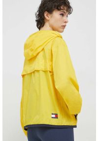 Tommy Jeans kurtka damska kolor żółty przejściowa oversize. Typ kołnierza: kaptur. Kolor: żółty. Materiał: poliamid. Długość: krótkie #4