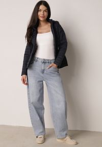 Born2be - Granatowa Pikowana Kurtka Przejściowa z Kapturem z Lamówką i Ściągaczami Zidara. Okazja: na spacer. Typ kołnierza: kaptur. Kolor: niebieski. Materiał: poliester, jeans, dresówka #5