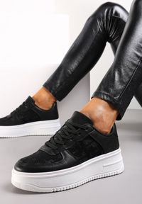 Renee - Czarne Sneakersy na Niskiej Platrofmie z Brokatowymi Wstawkami Enollas. Kolor: czarny. Wzór: aplikacja #1