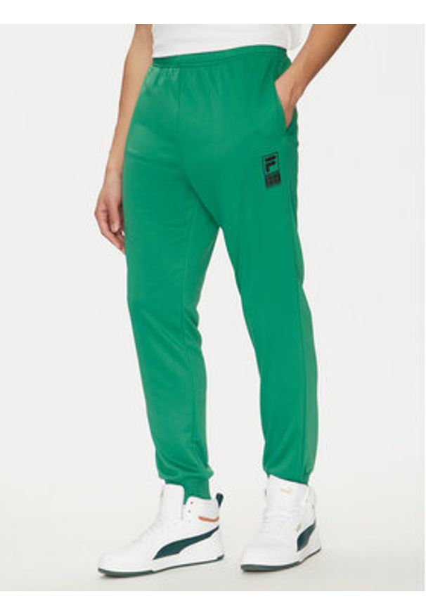 Fila Dres Ledegem FAM1141 Zielony Regular Fit. Kolor: zielony. Materiał: syntetyk
