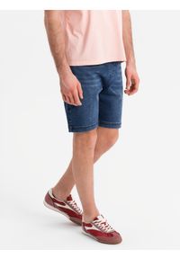 Ombre Clothing - Męskie szorty z gumką w pasie i efektem sprania – niebieskie V2 - Rozmiar: L. Okazja: na co dzień. Kolor: niebieski. Materiał: skóra, denim, materiał, bawełna, elastan. Sezon: lato. Styl: casual, elegancki #4