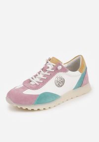 Renee - Biało-Fioletowe Sneakersy ze Skóry Naturalnej Ozdobione Metaliczną Aplikacją Tidina. Zapięcie: sznurówki. Kolor: biały. Materiał: skóra. Wzór: aplikacja. Sezon: wiosna #5