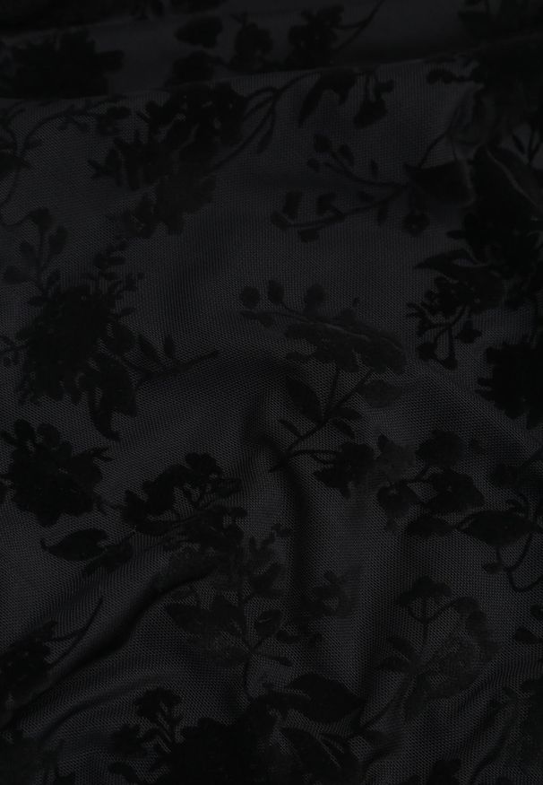 Renee - Czarna Koktajlowa Sukienka Bez Pleców w Kwiatowy Wzór z Gorsetowym Wiązaniem Inessa. Typ kołnierza: dekolt gorset. Kolor: czarny. Materiał: welur, tkanina. Wzór: kwiaty. Typ sukienki: gorsetowe. Styl: wizytowy
