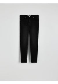 Reserved - Jeansy slim fit ze średnim stanem - czarny. Kolor: czarny