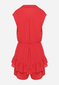 Born2be - Czerwony Krótki Kombinezon z Falbankami i Kołnierzykiem Laravia. Kolor: czerwony. Długość: krótkie. Styl: wizytowy, elegancki #6