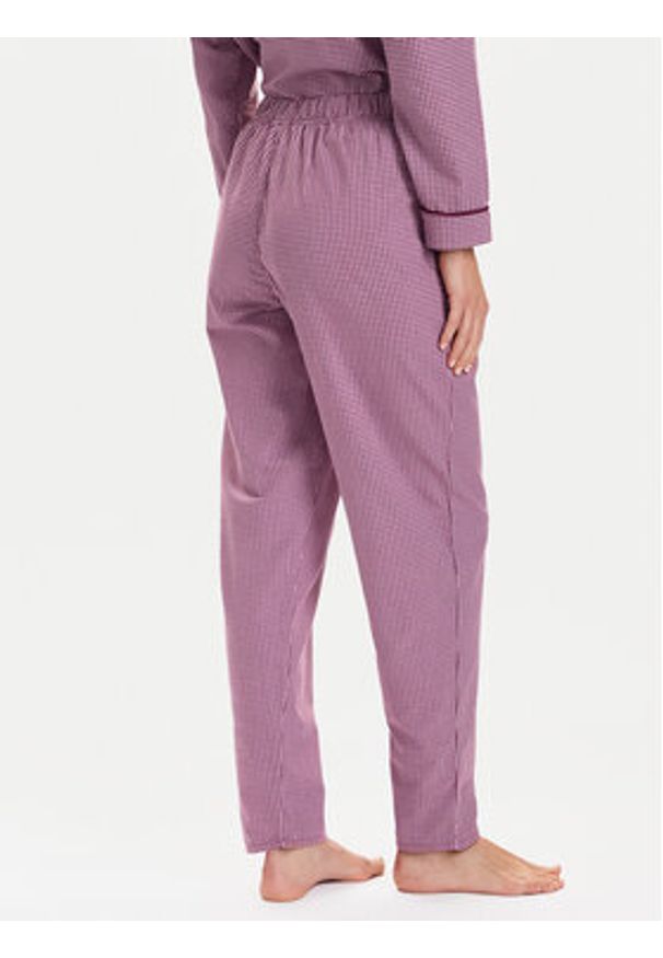 United Colors of Benetton - United Colors Of Benetton Spodnie piżamowe 4MYG3F00M Bordowy Regular Fit. Kolor: czerwony. Materiał: bawełna