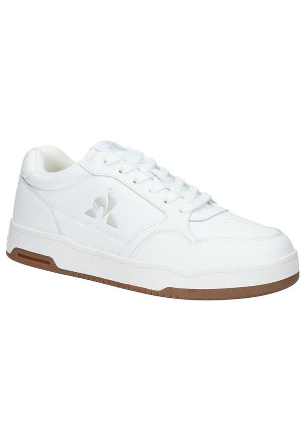 Trenerzy dla dzieci Le Coq Sportif LCS Master. Kolor: biały. Materiał: skóra. Szerokość cholewki: normalna. Sport: turystyka piesza, tenis