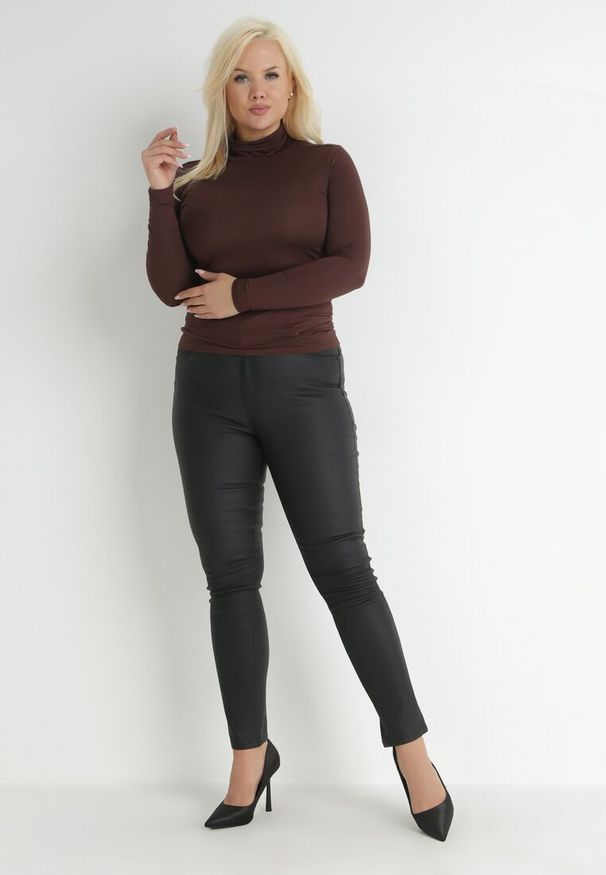 Born2be - Czarne Spodnie Skinny Push Up Zami. Kolekcja: plus size. Kolor: czarny