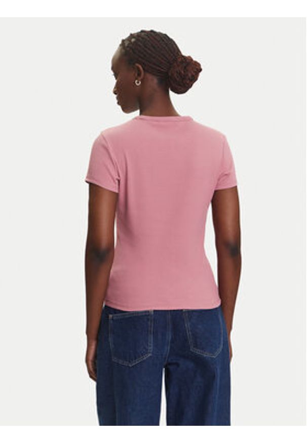 Tommy Jeans T-Shirt Essential DW0DW17383 Różowy Slim Fit. Kolor: różowy. Materiał: bawełna