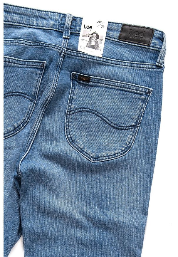 Lee - SPODNIE LEE DAMSKIE ELLY LT FINISH L305LTJT 112106111. Wzór: aplikacja