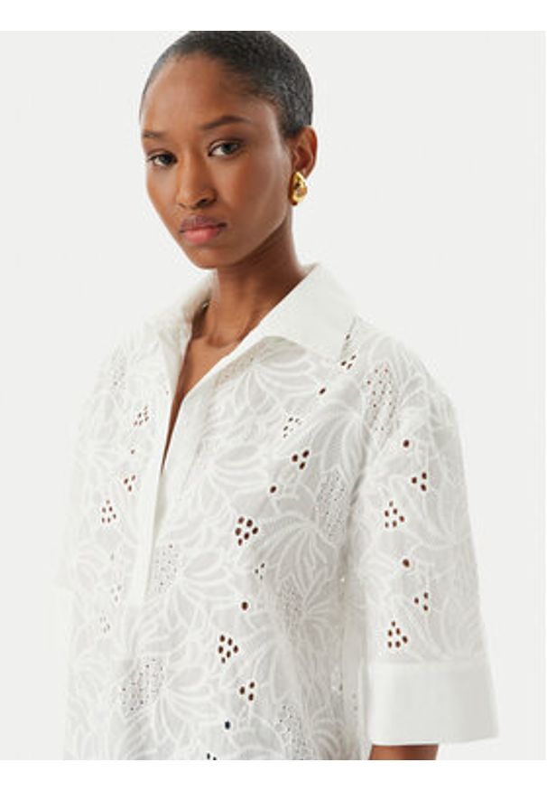 LOLA CASADEMUNT Bluzka LS2615055 Biały Relaxed Fit. Kolor: biały. Materiał: bawełna