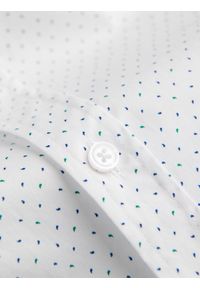 Ombre Clothing - Bawełniana koszula męska w mikro wzór REGULAR FIT - biała V1. Typ kołnierza: kołnierzyk klasyczny. Kolor: biały. Materiał: bawełna. Długość rękawa: długi rękaw. Długość: długie. Wzór: nadruk. Styl: klasyczny #8