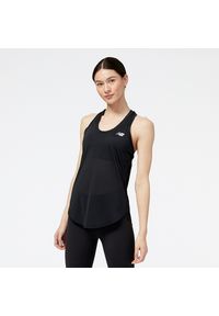 Koszulka damska New Balance WT23220BK – czarna. Kolor: czarny. Materiał: materiał, poliester. Sport: fitness