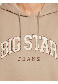 Big-Star - Bluza damska z kapturem z logo BIG STAR beżowa Rubialsa 805. Okazja: na co dzień. Typ kołnierza: kaptur. Kolor: beżowy. Materiał: dzianina, jeans. Wzór: aplikacja. Styl: casual, klasyczny #4