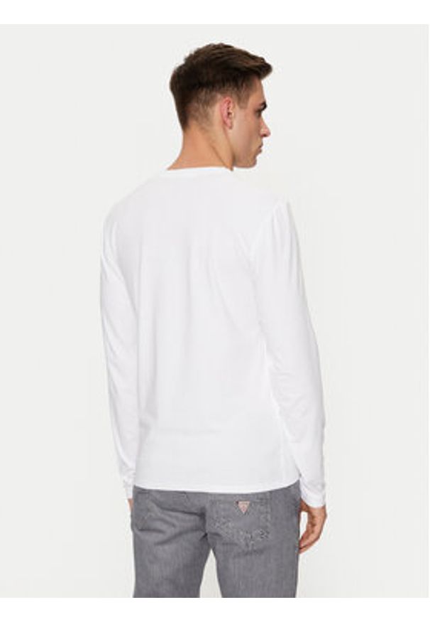 Guess Longsleeve M2YI08 J1314 Biały Slim Fit. Kolor: biały. Materiał: bawełna. Długość rękawa: długi rękaw