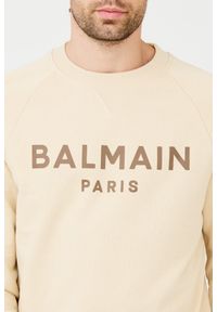 Balmain - BALMAIN Beżowa bluza Printed Sweatshirt. Kolor: beżowy