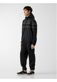 Guess Bluza 180803 Czarny Classic Fit. Kolor: czarny #3