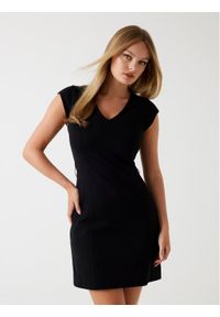 Guess Sukienka koktajlowa W5BK21 KCMU2 Czarny Slim Fit. Kolor: czarny. Materiał: syntetyk. Styl: wizytowy