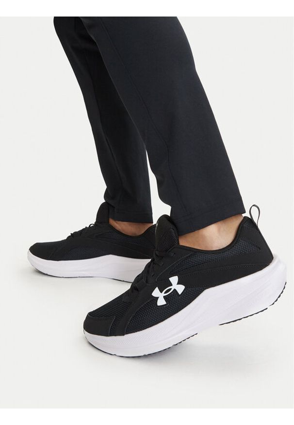 Under Armour Buty do biegania UA Charged+ Assert 11 6006723 Czarny. Kolor: czarny. Materiał: materiał