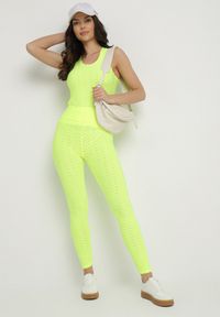 Born2be - Jasnozielone Legginsy Sportowe z Elastyczną Gumką i Tłoczonym Wzorem Ardisa. Okazja: na co dzień. Kolor: zielony. Styl: sportowy