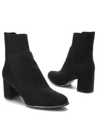 Czarne Botki Marco Tozzi Eleganckie Skórzane Buty Na Obcasie. Okazja: na spacer. Kolor: czarny. Materiał: skóra. Szerokość cholewki: normalna. Obcas: na obcasie. Styl: elegancki. Wysokość obcasa: średni #5