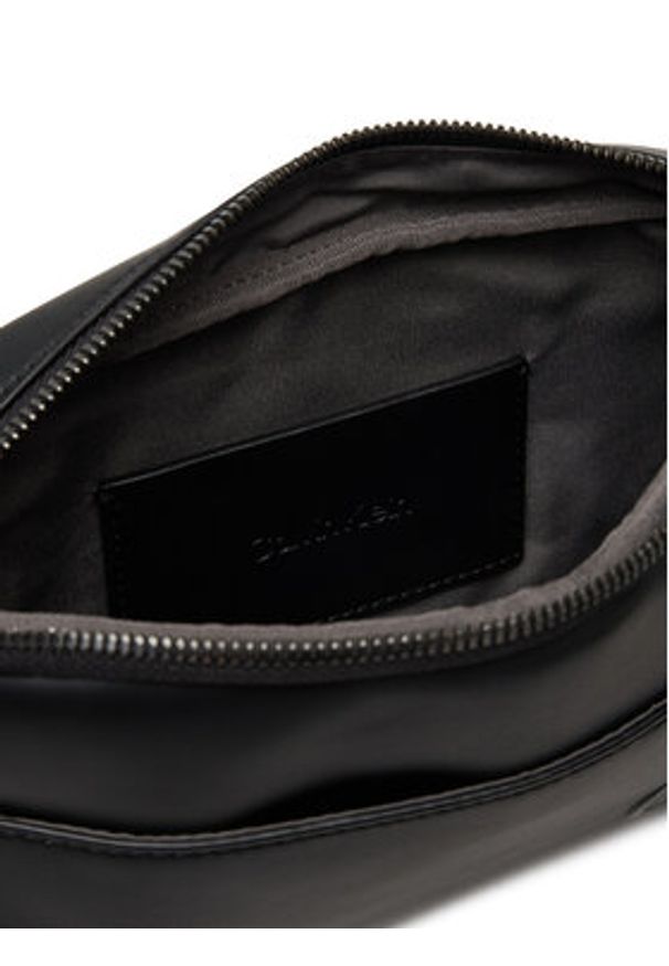 Calvin Klein Saszetka Ck Camera Bag LV04D3247G Czarny. Kolor: czarny. Materiał: skóra